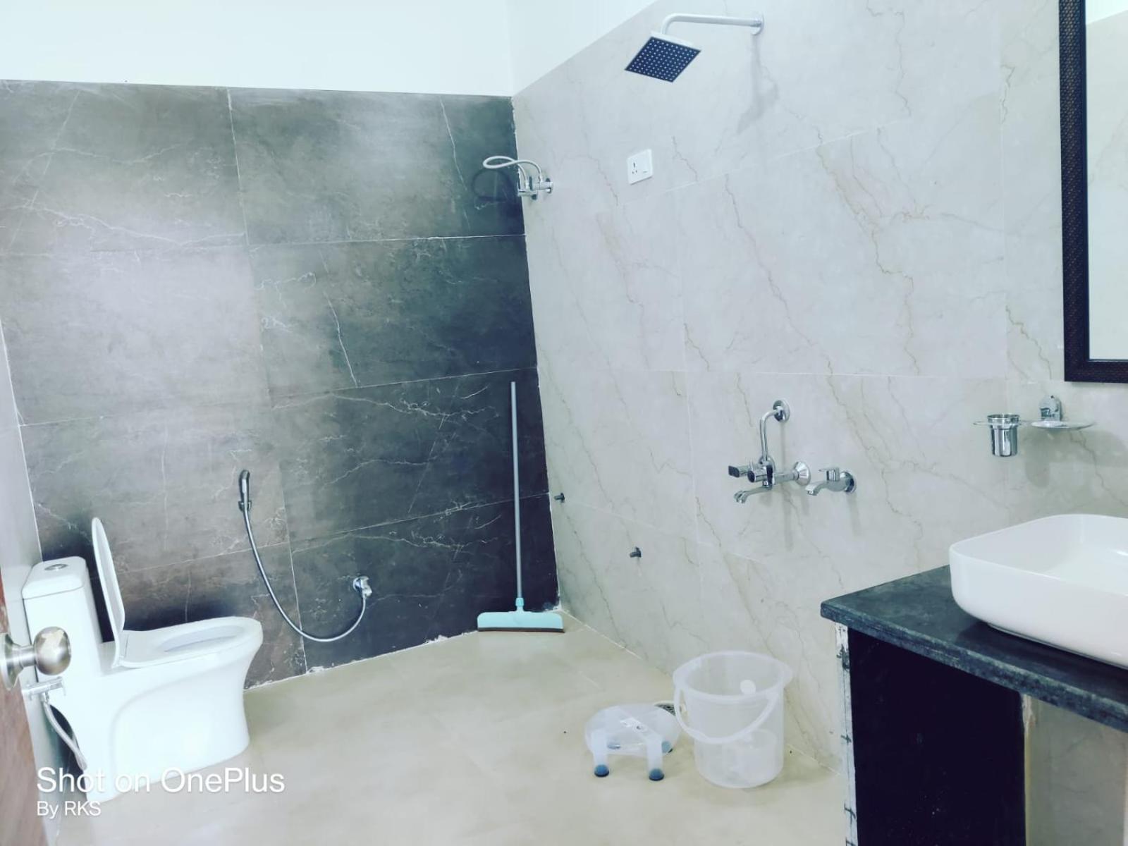Вилла Osho Lifestyle Лакхнау Экстерьер фото